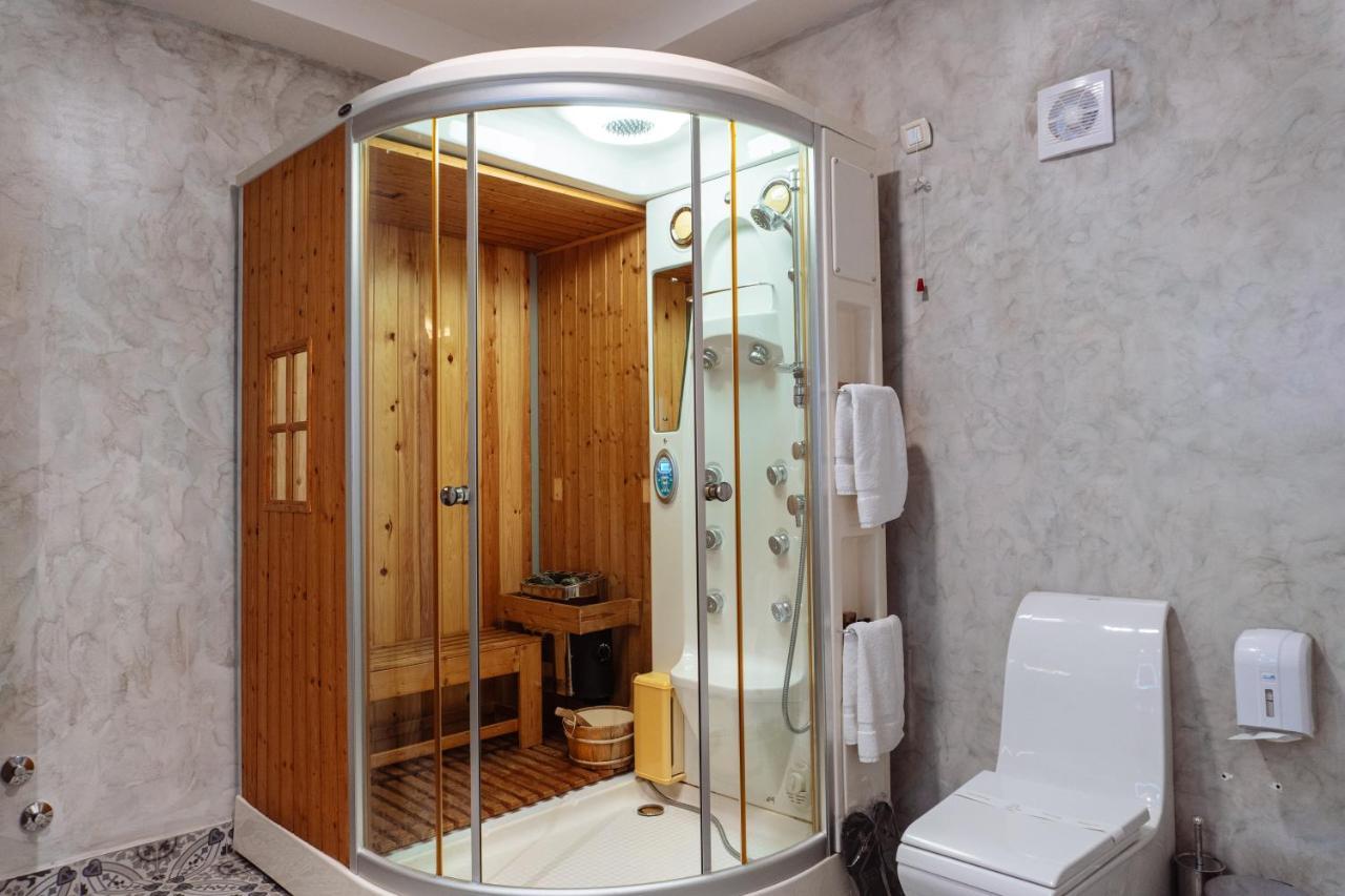 Casta Diva Boutique Hotel Korce Exterior photo